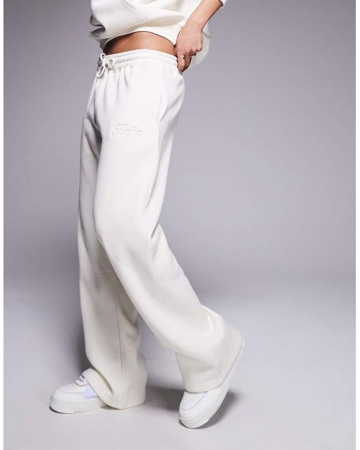 Joggers Amarillo Pastel Con Logo De Texto En Relieve De Tejido Rico En Algodón De (Parte De Un Conjunto)-Blanco Kaiia de color White