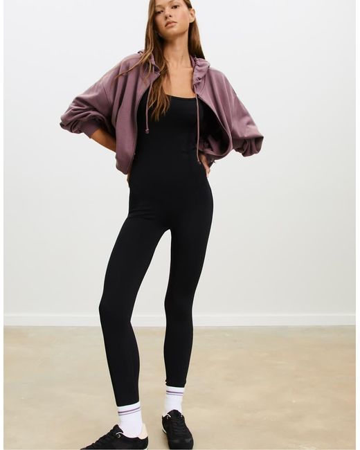 Tuta Jumpsuit Nera Senza Cuciture di Stradivarius in Black