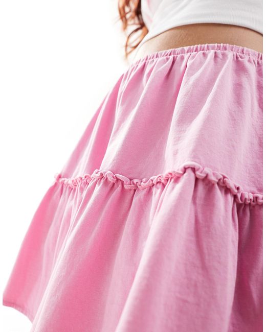 Minifalda escalonada con vuelo Monki de color Pink