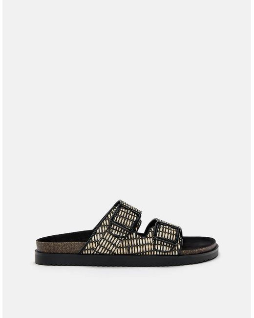 Sandali Sliders Bassi Neri Stampati Con Fibbia di Pull&Bear in White da Uomo