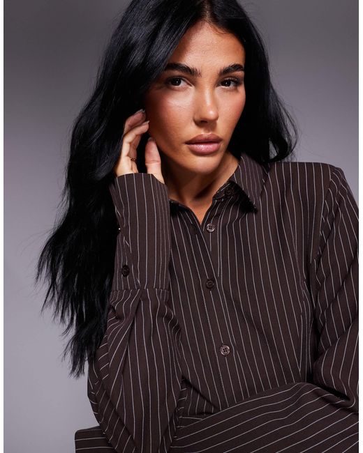 Kaiia Gray – exclusive – taillierte bluse