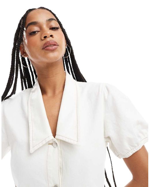Vestido Vaquero Corto Con Mangas Abullonadas Y Solapas De -Blanco ASOS de color White