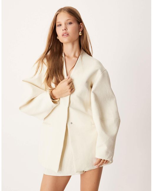 Blazer d'ensemble sans col à manches ballon - beurre ASOS en coloris Natural