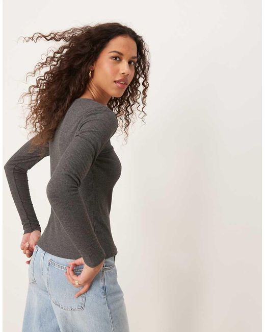 Jdy Gray Asymetric Ribbed Button Detail Top