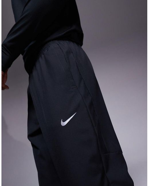 Nike Black Challenger Dri-Fit Joggers for men