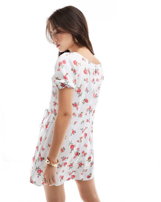 ASOS White – kurzes t-shirt-kleid mit puffärmeln, bindebändern an der taille und blümchenmuster