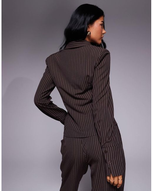Kaiia Gray – exclusive – taillierte bluse