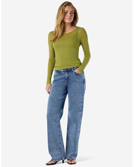 Noisy May Green Top