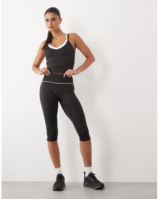 4505 Black Active Double Layer V Neck Cami With Inner Bra