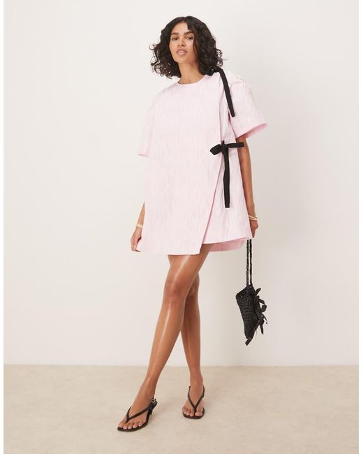 Ghospell Natural Contrast Bow Mini Dress