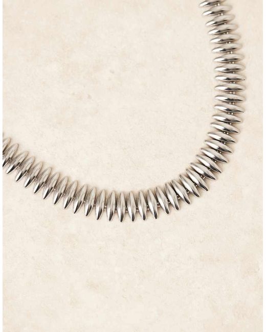 Collana Corta Con Catenina A Maglie Astratte di ASOS in Brown
