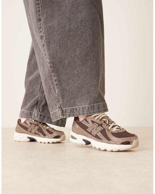 New Balance Brown 740 Trainers