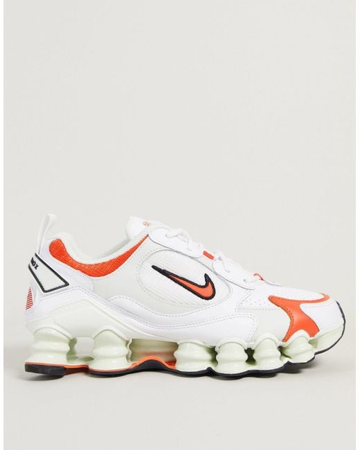 Zapatillas en blanco y naranja Shox TL Nova Nike de color White