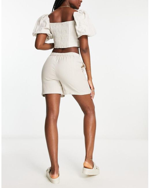 Vero Moda White Pleat Front Linen Blend Shorts