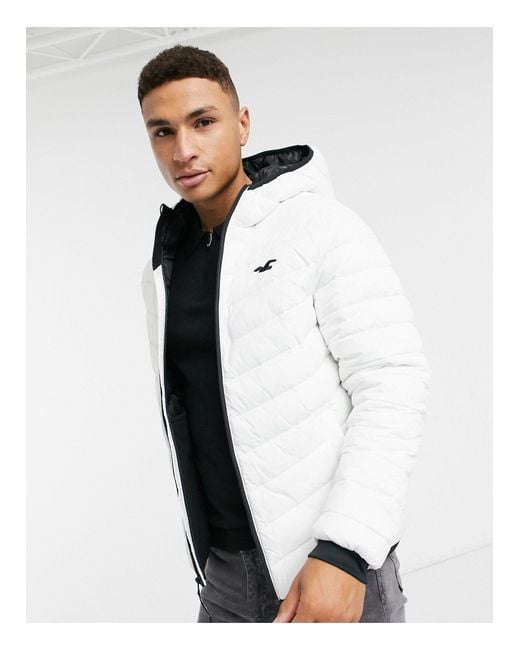 Hollister Synthetic Lightweight Taped Logo Sleeve Hooded Puffer Jacket in  White for Men | Lyst Australia