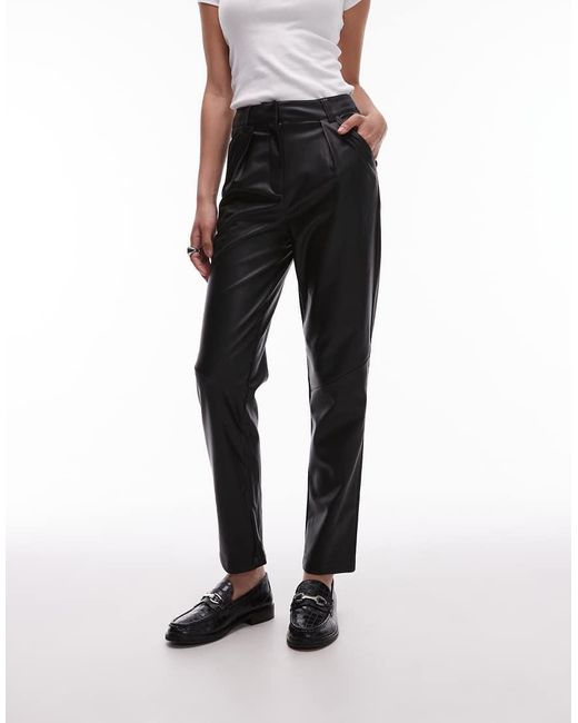 Pantalones Negros Con Pinzas De Cuero Sintético De TOPSHOP de color Black