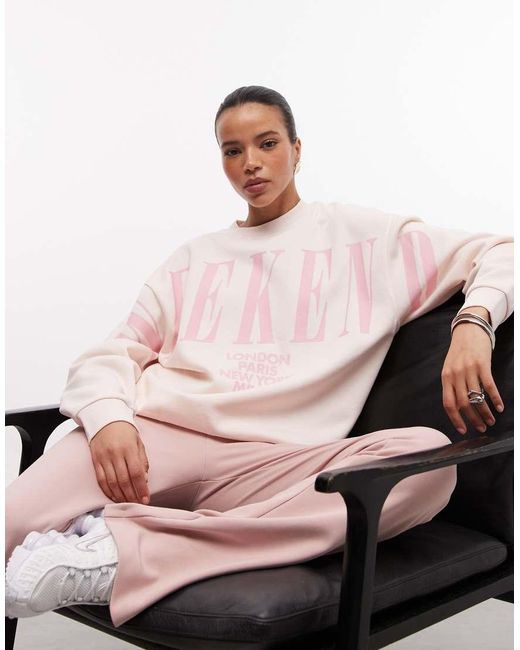 ASOS Weekend Collective in het Pink