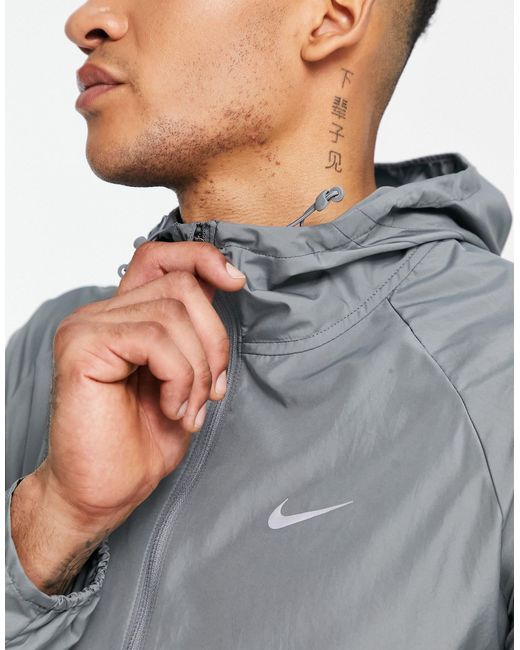 Nike Nike – running miler repel – jacke in Gray für Herren