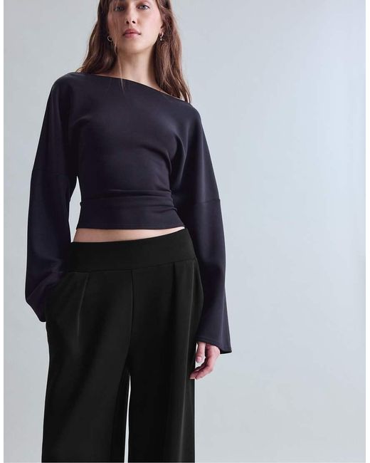 Stradivarius Black Soft-touch Wide-leg Trousers With Darts