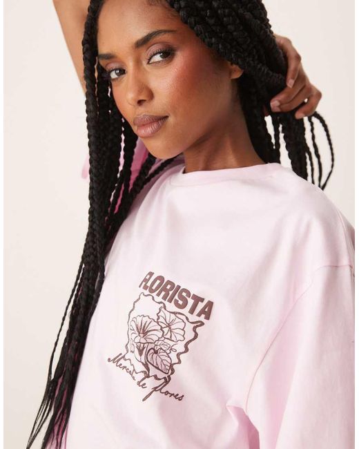 Camiseta Extragrande Con Estampado Gráfico De Flores De Cerezo De -Rosa ASOS de color Pink