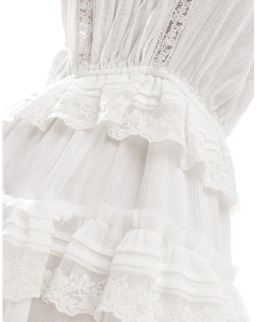 Miss Selfridge White – premium – strand-playsuit aus grob gewebter baumwolle