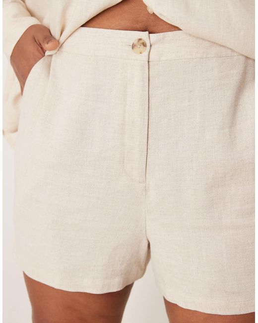 Curve - short dad décontracté en lin mélangé - taupe ASOS en coloris Natural