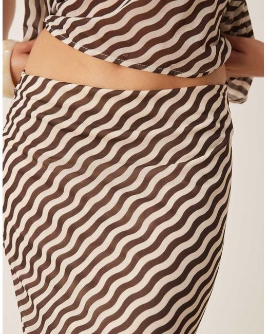 ASOS Maxi Rok Met Bruine En Witte Strepen, Deel Van Co-Ord Set in het Natural