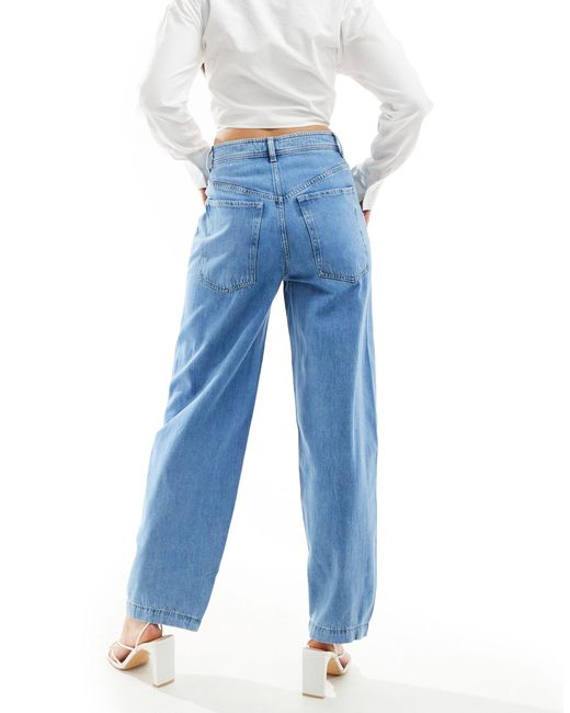 Jeans a palloncino a vita alta affusolati medio di & Other Stories in Blue