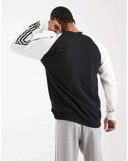 Adidas Originals Black Juventus Fc Originals Crew Sweatshirt for men