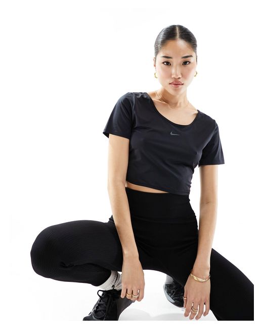 Nike Black – one dri-fit – t-shirt