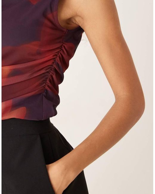 Top Con Cuello Subido, Lateral Fruncido Y Estampado Floral De Malla De (Parte De Un Conjunto)-Morado ASOS de color Red