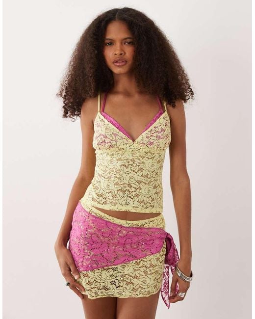 Motel Multicolor Calya Singlet Top With Bra Detail