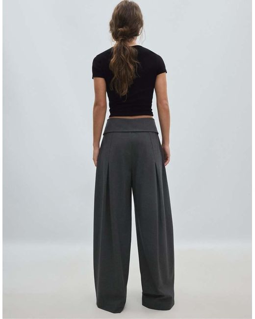 Stradivarius Gray Petite Wide-leg Trousers With Turned-up Waistband