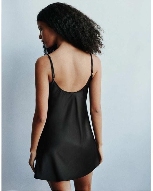 Vestito Corto di Pull&Bear in Black