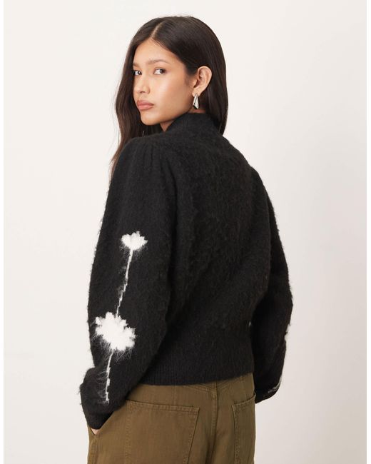 Pull à col montant avec fleurs en maille brossée - et blanc ASOS en coloris Black