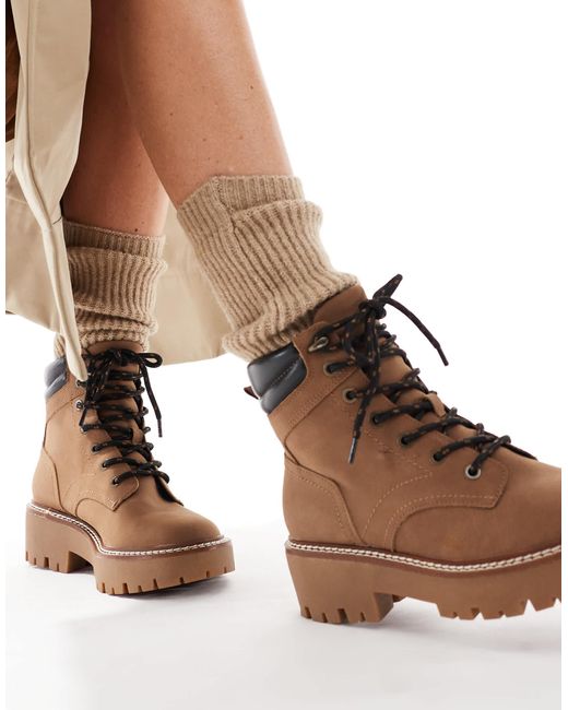 Stradivarius Brown – flache schnürstiefel