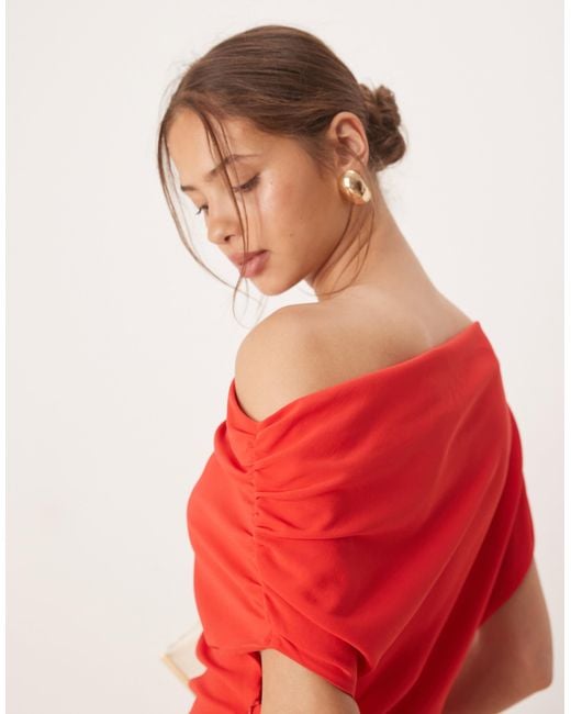 Mango Red – asymmetrisches midikleid