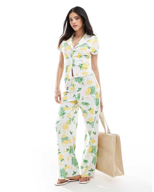 ASOS Broek Met Wafelstructuur, Wijde Pijpen En Citroenprint, Deel Van Co-Ord Set in het White