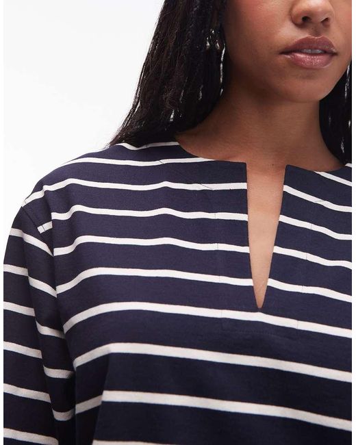 ARKET Oversized Jersey T-Shirt Met Lange Mouwen, Open V-Hals En Zijsplitten in het Blue
