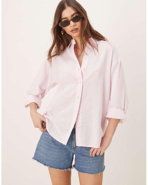 Camicia A Maniche Lunghe Effetto Lino di Stradivarius in Pink