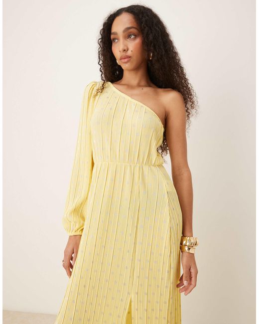 Y.A.S Natural – bridesmaid – plissiertes maxikleid