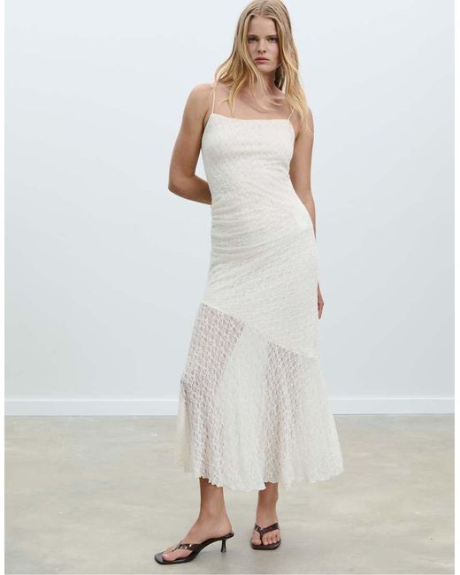 Stradivarius Kanten Maxi-Jurk Met Smalle Bandjes in het White