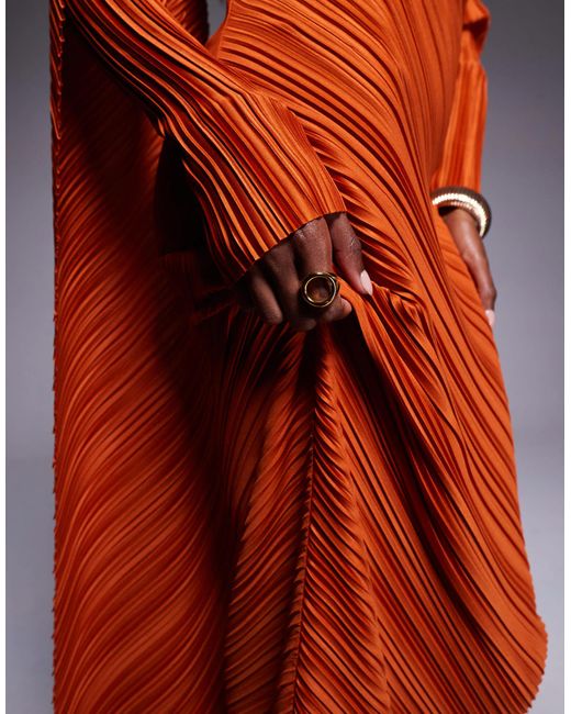 ASOS Orange – plissiertes, langärmliges maxikleid
