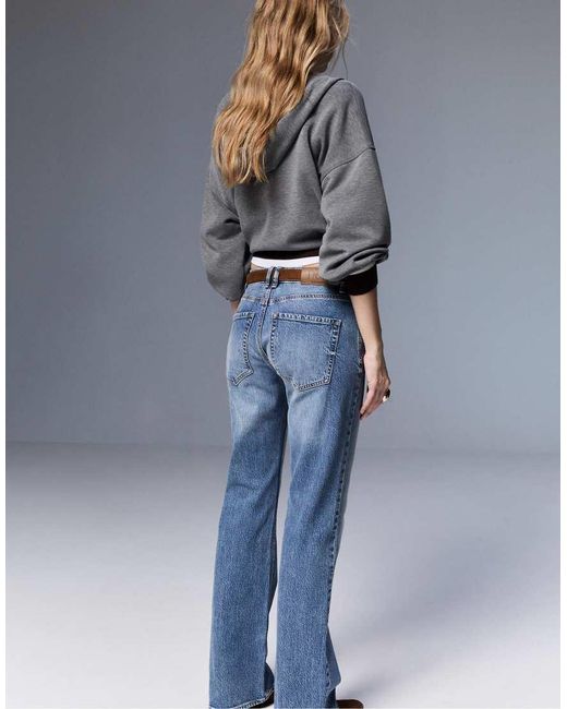 D68 di Stradivarius in Blue