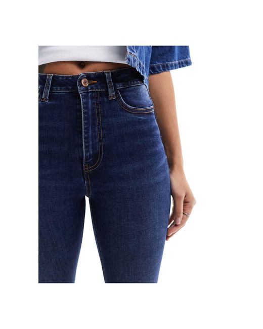 Jeans skinny modellanti push-up di New Look in Blue