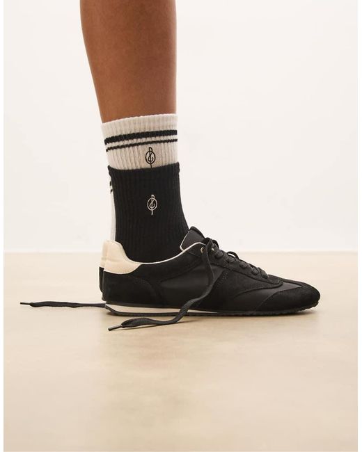 Stradivarius Set Van 2 Paar Gestreepte En Geborduurde Sokken in het White