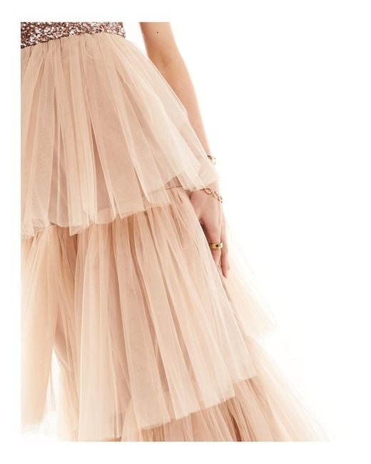 L'invitée - robe longue et ornementée sans bretelles à volants étagés - taupe Beauut en coloris Natural