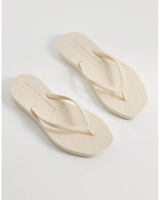 Sleeper Metallic Tapered Flip Flops