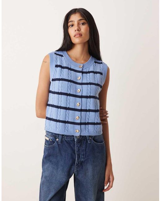 Chaleco Azul A Rayas Abotonado En La Parte Delantera De Punto De Ochos De Vila de color Blue