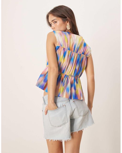 Top sans manches avec liens devant et imprimé tacheté Y.A.S en coloris White